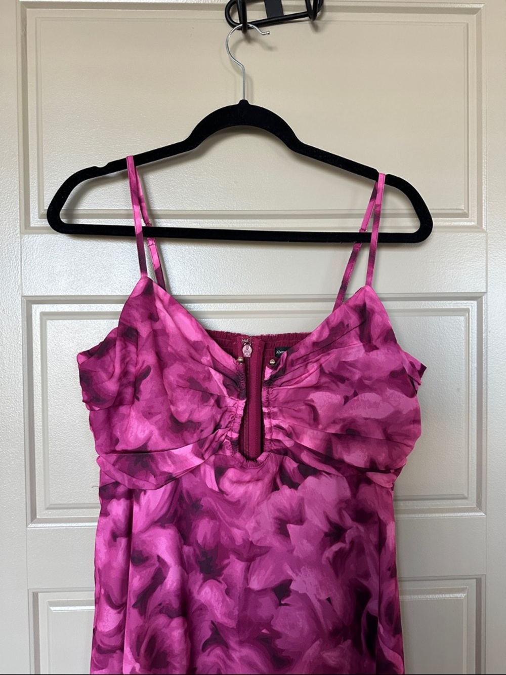 Abercrombie & Fitch Bra-Free Hardware Maxi Dress - Picture 4 of 5